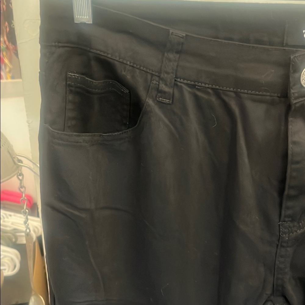 Black Wide-Leg Pants - Picture 3 of 7
